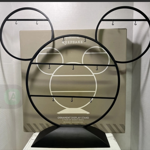 Hallmark Holiday Hallmark A Year Of Disney Magic Ornament Display